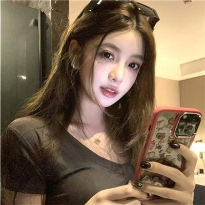 钢管舞娘